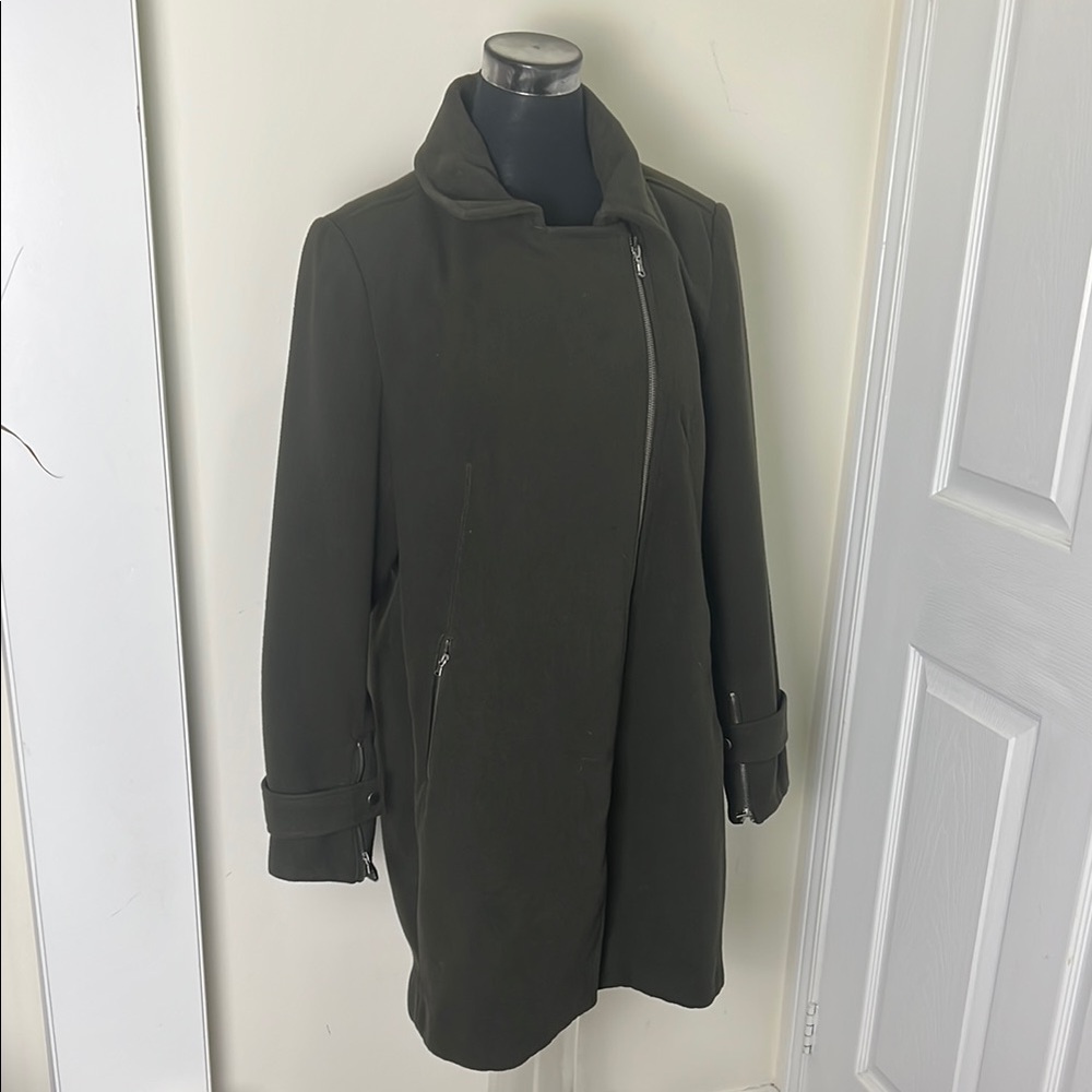 Linea Domani Limited Edition Stylish Olive Green Outerwear Trench Coat Size Lar
